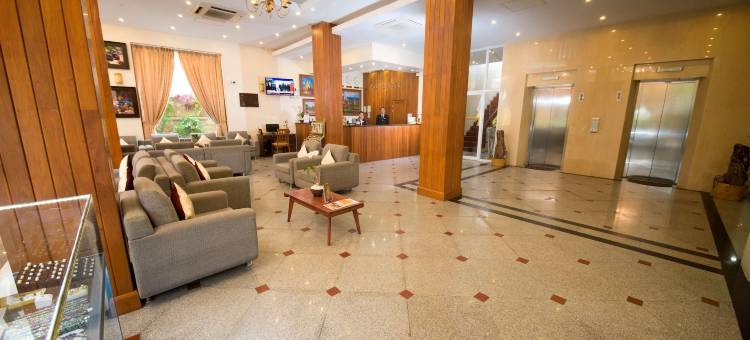 里诺酒店(Reno Hotel)图片