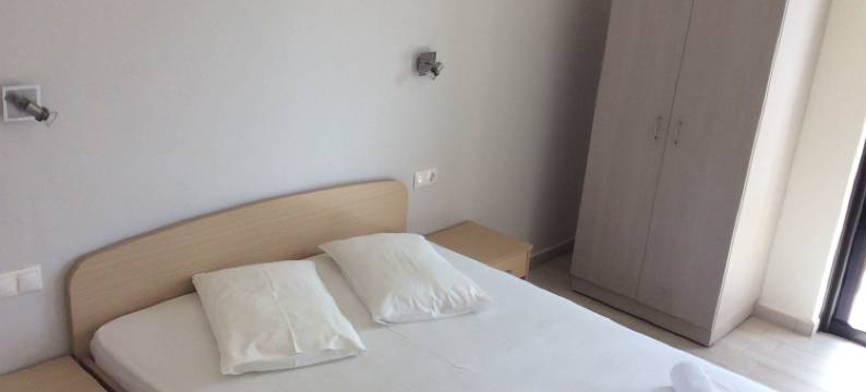 艾琳娜旅馆(Elena Rooms)图片