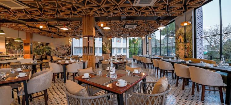 科贝特白金遗产(Corbett Platinum Heritage)图片