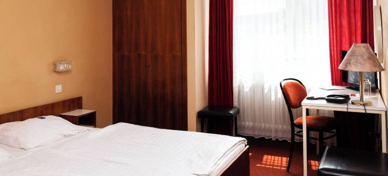 梅兰海伦巴德萨那桑拿酒店(Hotel Meran Hallenbad & Sauna)图片