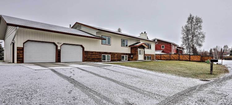 费尔班克斯阿拉斯加住所 ~ 距离先锋公园1英里！(Fairbanks Alaskan Abode ~ 1 Mile to Pioneer Park!)图片