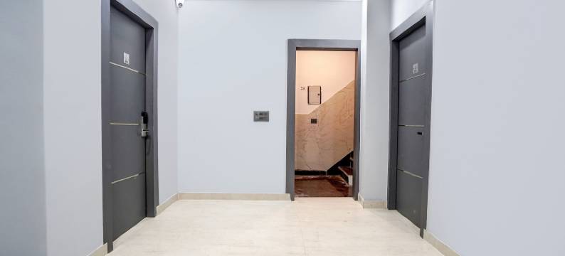 法布酒店皇家店-靠近古鲁戈文德辛格大学(FabHotel the Royal - Nr Guru Govind Singh University)图片