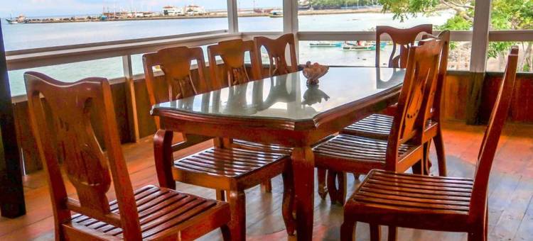 比拉菲尼希青年旅馆(Phinisi Hostel Bira)图片