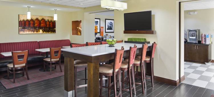 希尔顿欢朋酒店-海恩斯维尔(Hampton Inn Hinesville)图片