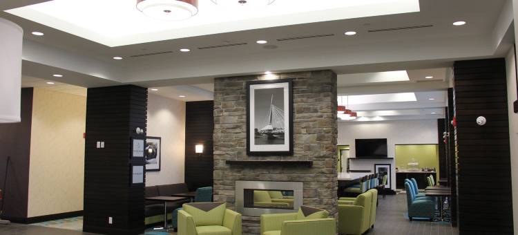 希尔顿欢朋温尼伯酒店(Hampton Inn by Hilton Winnipeg Airport/Polo Park, MD)图片