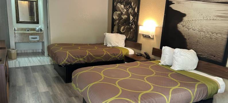 费耶特维尔速8酒店(Super 8 by Wyndham Fayetteville)图片