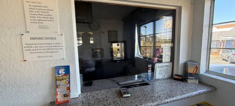 Discovery Inn 瓦列霍 I 80 靠近纳帕 CA(Discovery Inn Vallejo I 80 Near Napa CA)图片