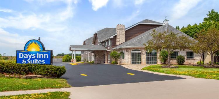 考考纳温德姆戴斯套房酒店(Days Inn & Suites by Wyndham Kaukauna WI)图片