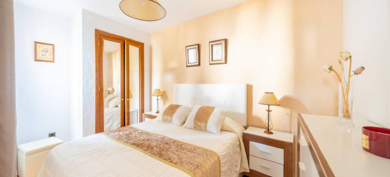 Apartment in Spain near Scenic Coastline图片