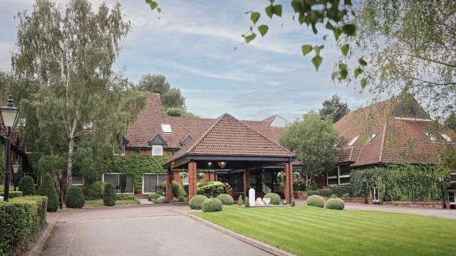 CBH唐宁顿联合(Cbh Donnington & Co (Formerly Donnington Valley Hotel))