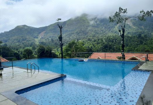 RiverMist Resorts Hotel Overview