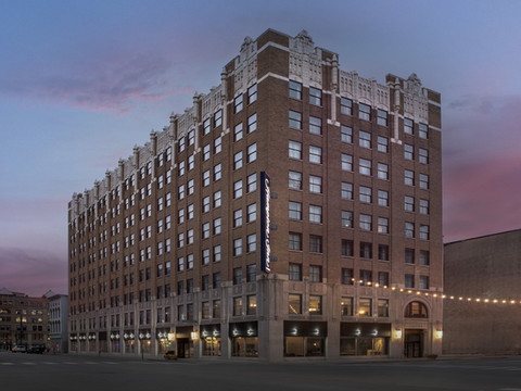 印第安纳波利斯市中心希尔顿欢朋酒店(瑟科中心对面)