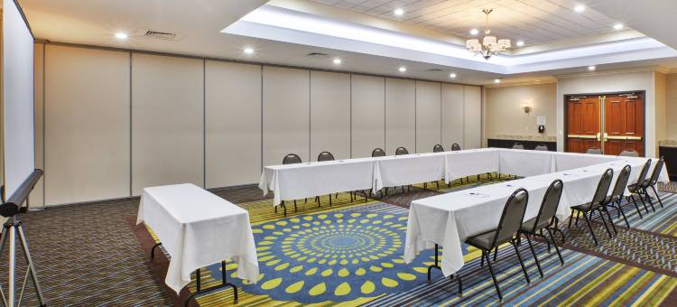 Holiday Inn Express & Suites BELLEVILLE(机场区)(Holiday Inn Express & Suites Belleville (Airport Area))图片