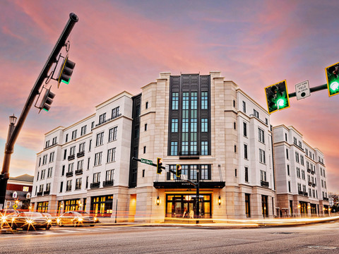 查尔斯顿自由广场希尔顿俱乐部酒店