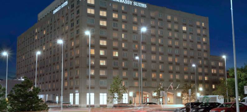 波士顿洛根机场希尔顿安泊酒店(Embassy Suites by Hilton Boston at Logan Airport)图片