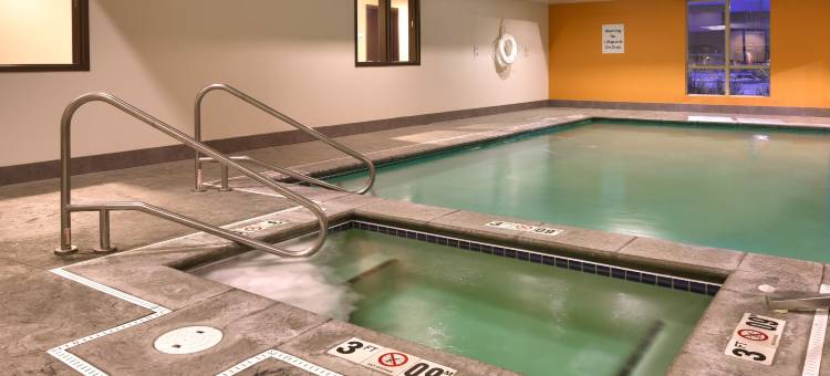 智选假日套房酒店奥佛兰公园(Holiday Inn Express & Suites Overland Park)图片