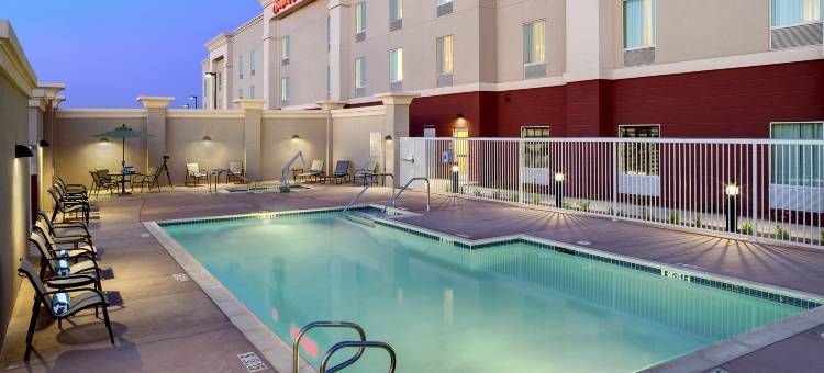 布莱斯欢朋套房酒店(Hampton Inn & Suites Blythe)图片