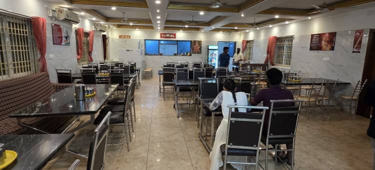 拉贾君悦酒店(Hotel Raja Grand)图片