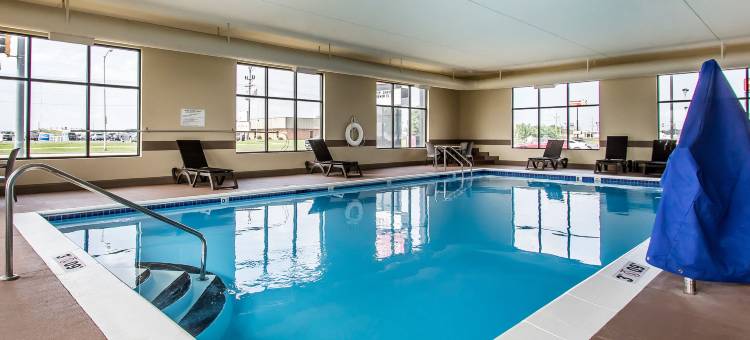 埃芬汉舒适套房酒店(Comfort Suites Effingham)图片