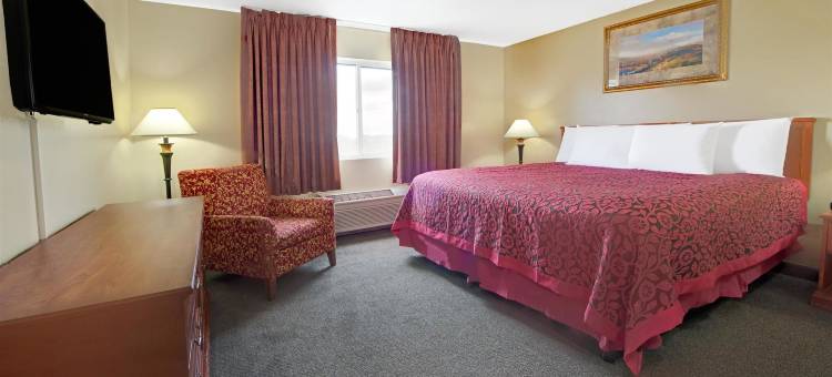 圣路易斯/西港戴斯酒店(Days Inn & Suites by Wyndham St. Louis/Westport Plaza)图片