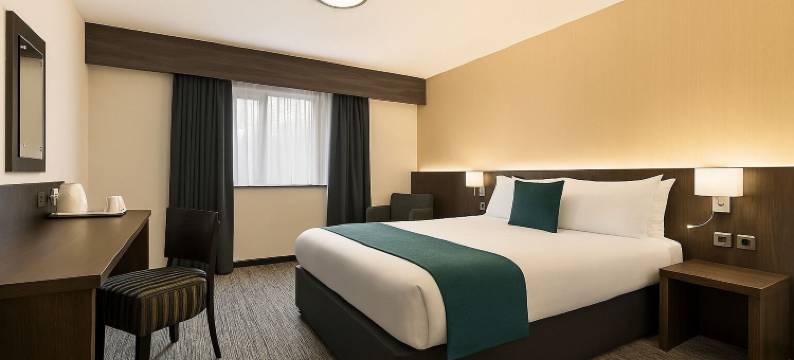 西布里斯托尔温德姆华美达酒店(Ramada by Wyndham Bristol West)图片