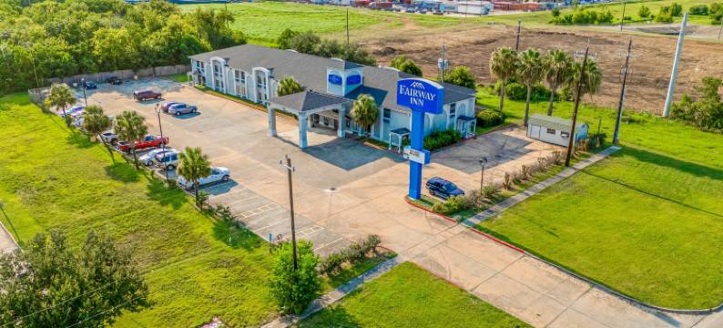 Capital O 费尔韦旅馆 - 贝敦 拉波特 TX(Capital O Fairway Inn - Baytown la Porte TX)图片