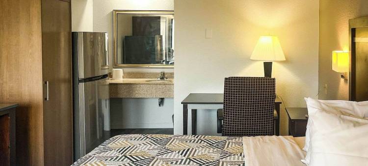 Studio 6 套房 达拉斯，德克萨斯州 - 12号环路西(Studio 6 Suites Dallas, TX – Loop 12 West)图片