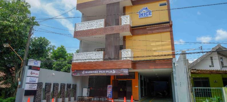 红多兹Plus酒店-近巴东库达乌迪普(RedDoorz Plus Near Patung Kuda Undip)图片