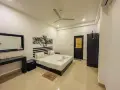 高級特大床房