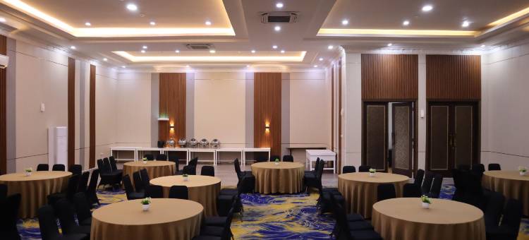 林恩莫约克托酒店(Lynn Hotel Mojokerto)图片