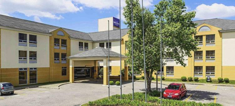 卡西诺塔库里蒂巴机场国家旅馆酒店(Hotel Cassino Tower Curitiba Aeroporto by Nacional Inn)图片