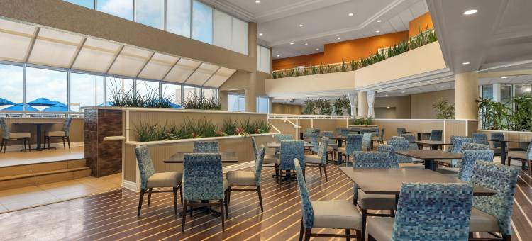 墨尔本海滩海滨希尔顿逸林套房酒店(DoubleTree Suites by Hilton Melbourne Beach Oceanfront)图片
