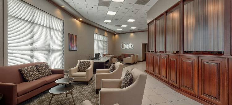 布卢明顿希尔顿逸林酒店(DoubleTree by Hilton Hotel Bloomington)图片