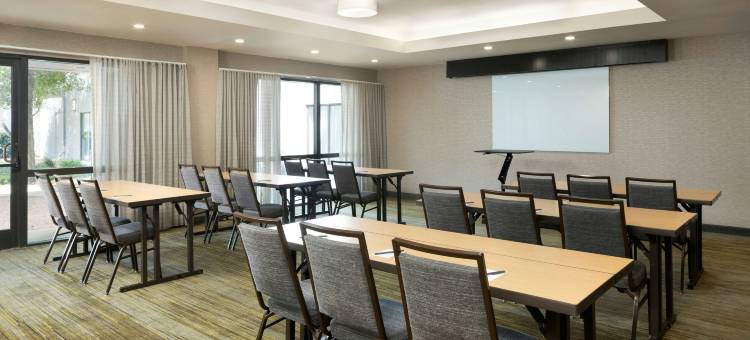 圆石市奥斯汀万怡酒店(Courtyard Austin Round Rock)图片