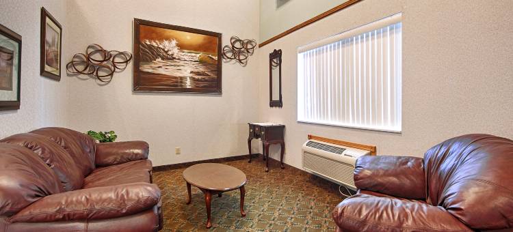 温泉村呗盟套房酒店(Baymont by Wyndham Hot Springs)图片