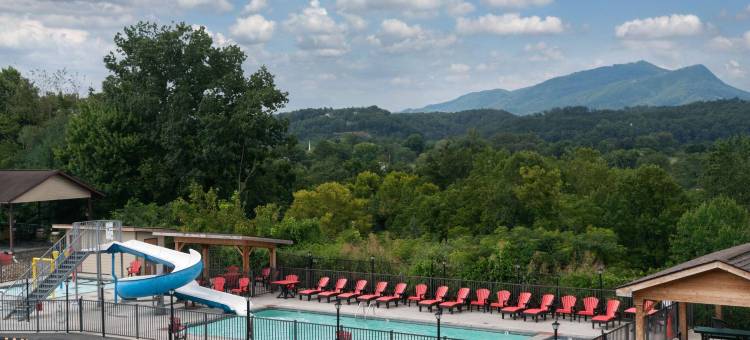 鸽子谷豪生酒店(Howard Johnson by Wyndham Pigeon Forge)图片