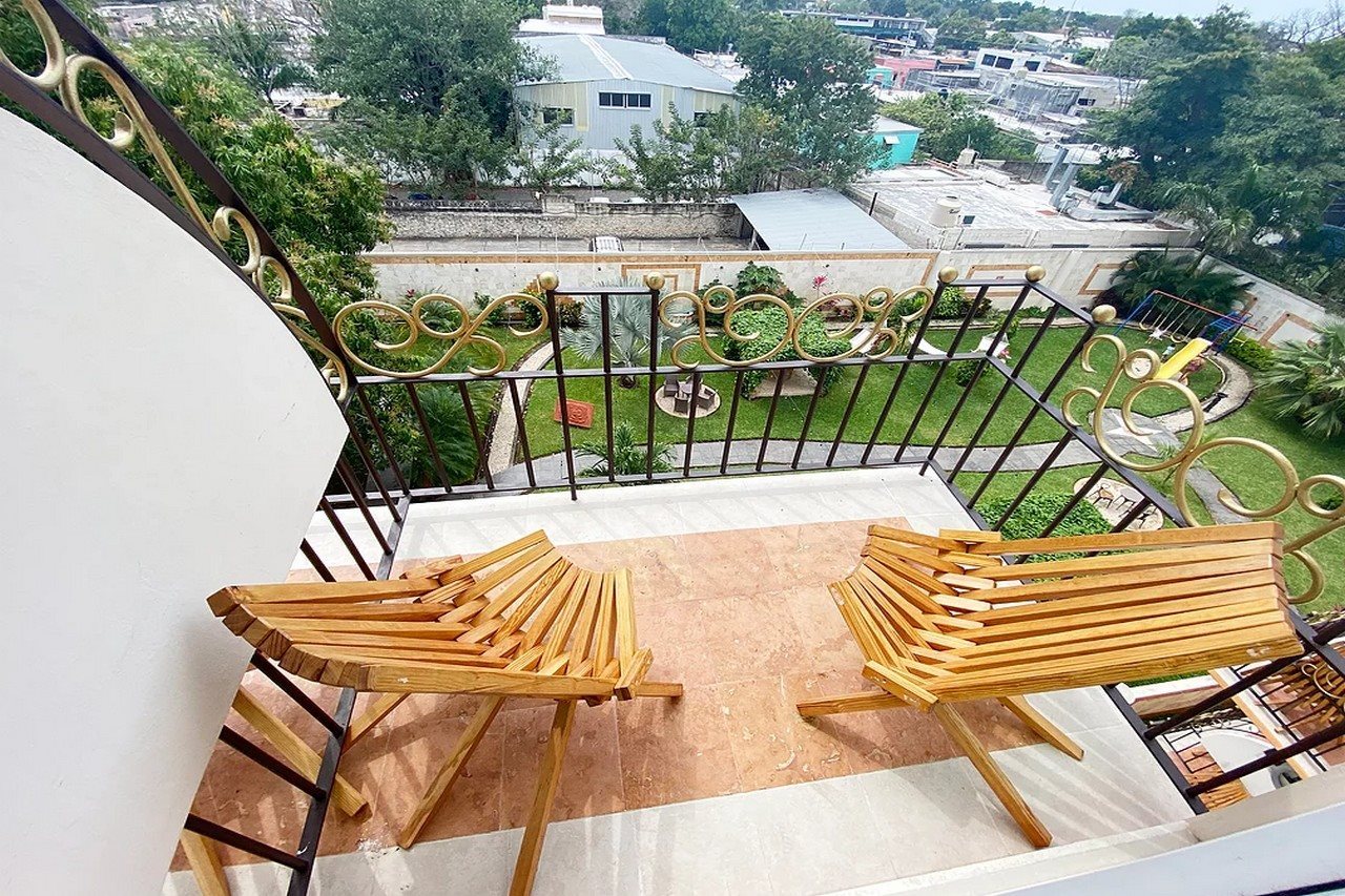 Hotel Palacio Maya Over view