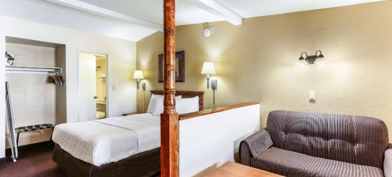 埃尔森特罗美洲最佳价值套房酒店(Americas Best Value Inn and Suites El Centro)图片