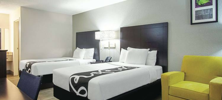 西棕榈滩-佛罗里达州收费公路拉昆塔温德姆酒店(La Quinta Inn by Wyndham West Palm Beach - Florida Turnpike)图片