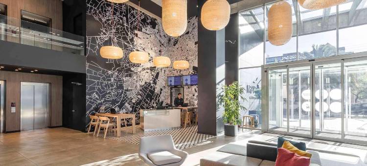 圣地亚哥普罗维登西亚诺富特酒店(Novotel Santiago Providencia)图片