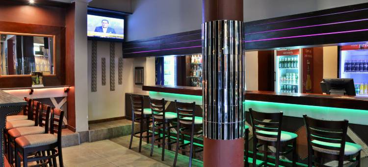 克里斯塔绿洲酒店(Cresta Oasis Hotel)图片