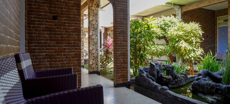 红门子 near Kebumen Station(RedDoorz Near Stasiun Kebumen)图片