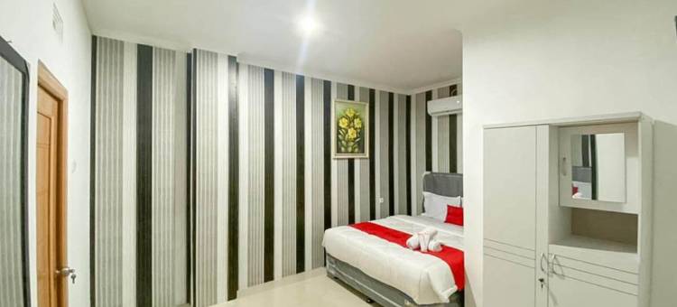 红多兹Plus酒店@拉瓦曼贡(RedDoorz Plus @ Rawamangun)图片