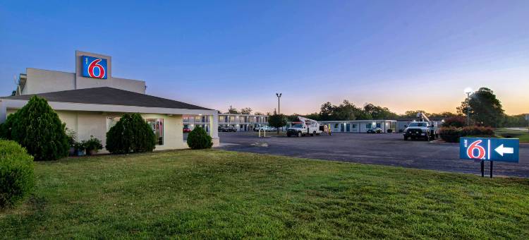 萨尔弗斯普林斯汽车旅馆(Motel 6 Sulphur Springs, TX)图片