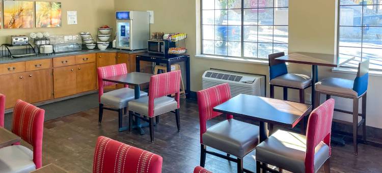 城中舒适套房酒店(Comfort Inn & Suites Midtown)图片