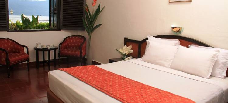 达玛亚贡海滩酒店(Darma Agung Beach Hotel Parapat)图片