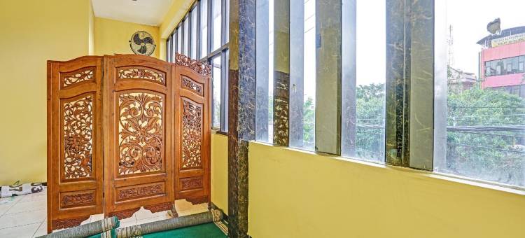 OYO 90442 阿尔梅拉伊斯兰家庭旅馆(Almeira Homestay Syariah Near RS Islam Al-Irsyad Mitra Reddoorz)图片