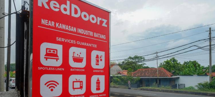红多兹酒店-近巴唐站(RedDoorz near Stasiun Batang)图片