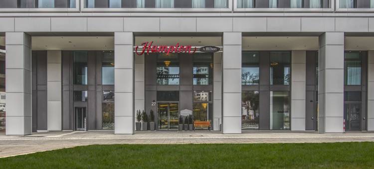 斯图加特市中心希尔顿欢朋酒店(Hampton by Hilton Stuttgart City Centre)图片