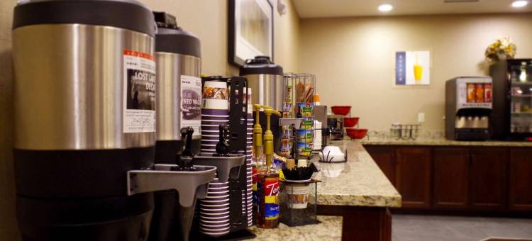 林肯贝斯特韦斯特优质套房酒店(Best Western Plus Lincoln Inn  Suites)图片